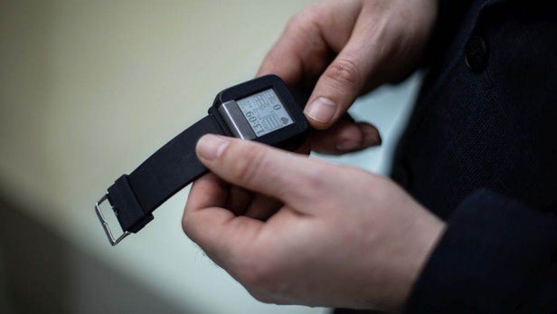 內(nèi)置傳感器可檢測(cè)心臟問(wèn)題的可穿戴腕表 內(nèi)置傳感器可檢測(cè)心臟問(wèn)題的可穿戴腕表